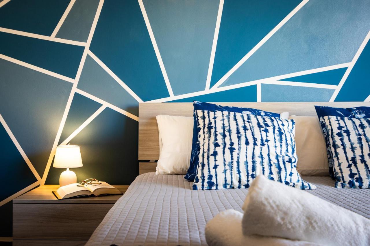 Blue Wave Apartment [Arona - Lago Maggiore] Esterno foto