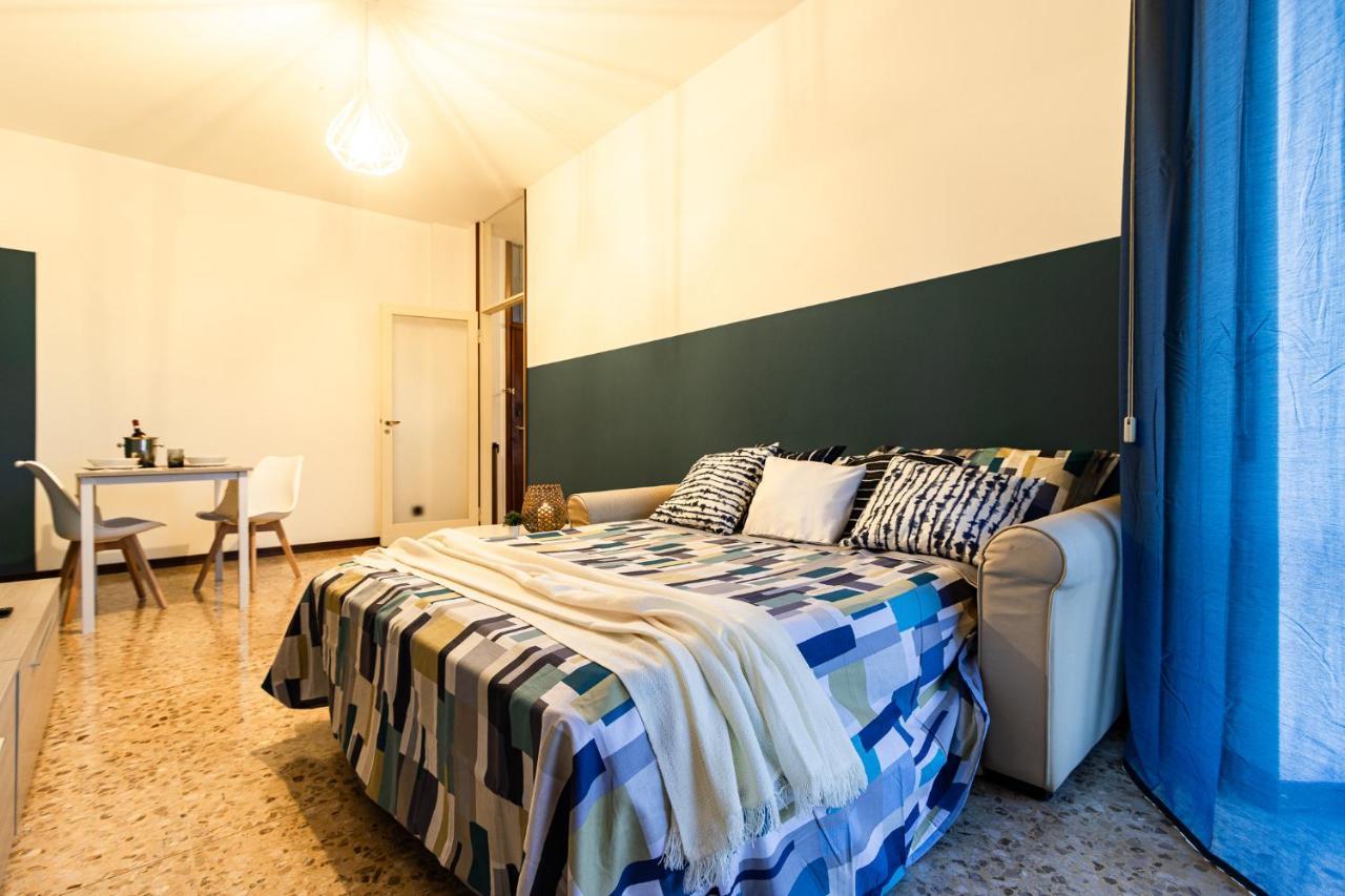 Blue Wave Apartment [Arona - Lago Maggiore] Esterno foto