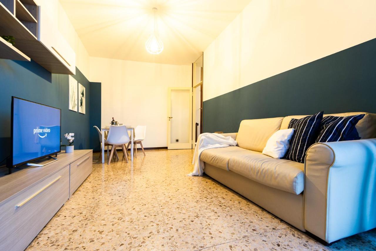 Blue Wave Apartment [Arona - Lago Maggiore] Esterno foto