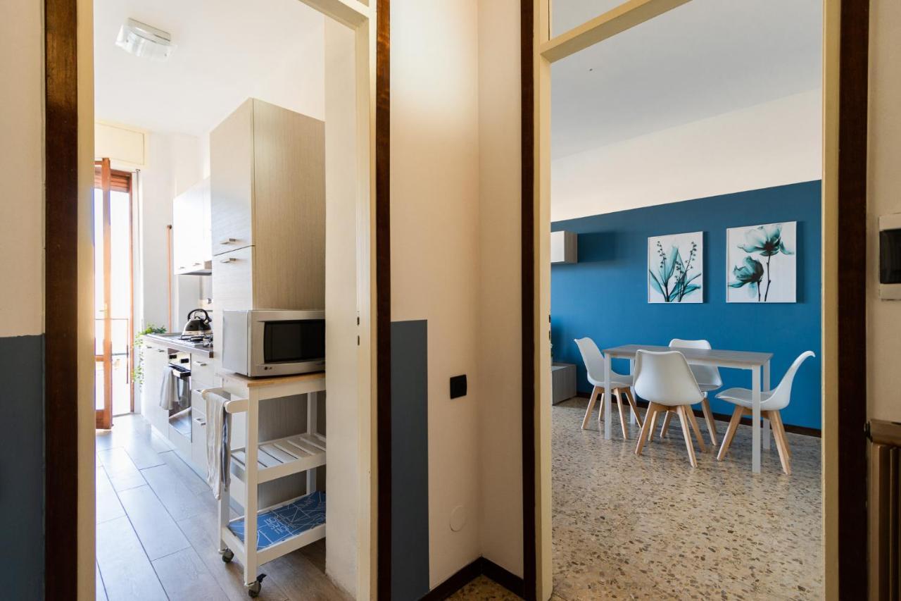 Blue Wave Apartment [Arona - Lago Maggiore] Esterno foto